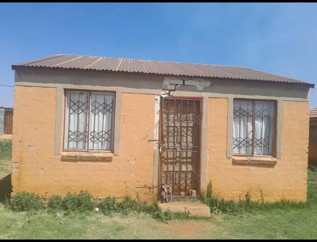 1 BEDROOM HOUSE FOR SALE IN GREENFIELD